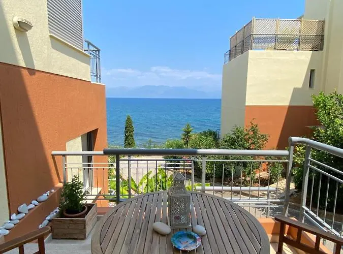 Messinian Seaview Mezonette #private Beach#unoblu